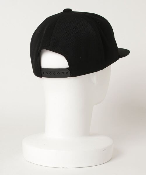 BOUNTY HUNTER（バウンティーハンター）の「BxH LANCERS SKULL Snap Back Cap（キャップ・メンズ・ブラック・FREE）」の3枚目の写真