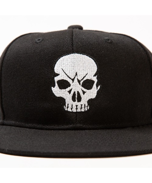BOUNTY HUNTER（バウンティーハンター）の「BxH LANCERS SKULL Snap Back Cap（キャップ・メンズ・ブラック・FREE）」の2枚目の写真