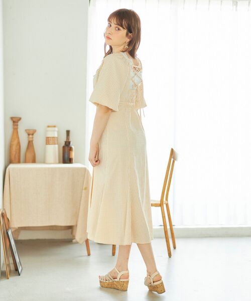 MAJESTIC LEGON（マジェスティックレゴン）の「ガーリーマーメイドワンピース（ワンピース・レディース・ライトグリーン/ブラック/オフホワイト/ベージュ系その他2・MEDIUM/SMALL）」の22枚目の写真