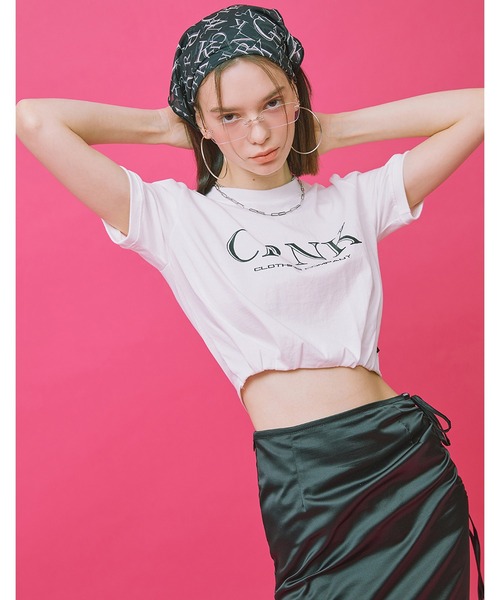 CRANK（クランク）の「『CRANK/クランク』BAND LOGO CROP T/ロゴプリントクロップド丈 半袖Tシャツ（Tシャツ/カットソー・レディース・ホワイト/ブラック/ピンク・FREE）」の7枚目の写真