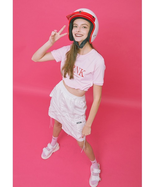 CRANK（クランク）の「『CRANK/クランク』BAND LOGO CROP T/ロゴプリントクロップド丈 半袖Tシャツ（Tシャツ/カットソー・レディース・ホワイト/ブラック/ピンク・FREE）」の14枚目の写真