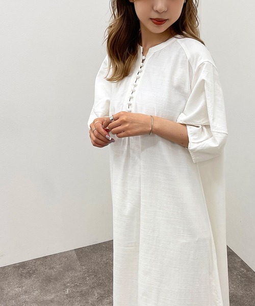 apres jour mignon(アプレジュールミニョン)の「バンドカラーランタンスリーブワンピース【ZOZOTOWN限定アイテム】(ワンピース・レディース・イエロー/パープル/オフホワイト・フリー/X-LARGE)」の13枚目の写真