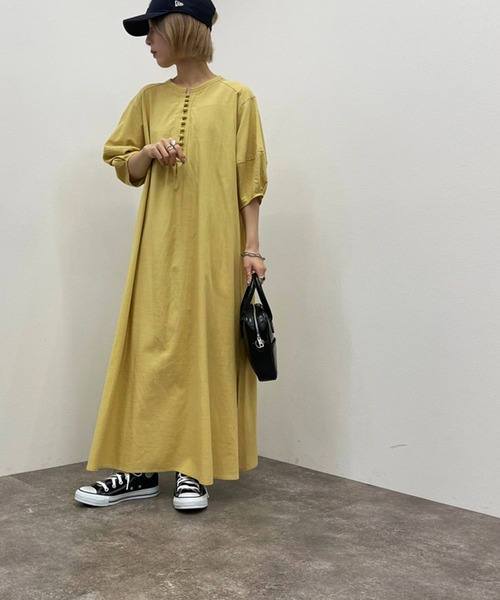 apres jour mignon(アプレジュールミニョン)の「バンドカラーランタンスリーブワンピース【ZOZOTOWN限定アイテム】(ワンピース・レディース・イエロー/パープル/オフホワイト・フリー/X-LARGE)」の5枚目の写真