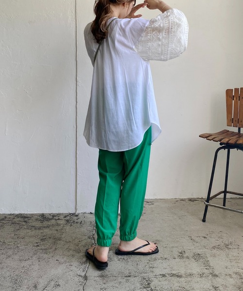 CAPRICIEUX LE'MAGE（カプリシューレマージュ）の「袖レースブラウス（シャツ/ブラウス・レディース・ホワイト/ブラック/オレンジ・FREE）」の4枚目の写真