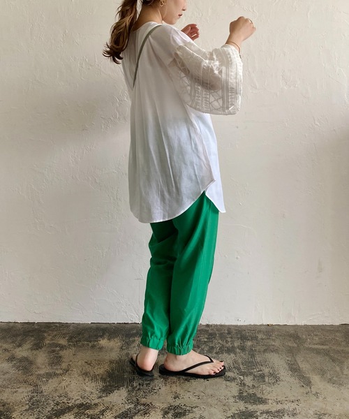 CAPRICIEUX LE'MAGE（カプリシューレマージュ）の「袖レースブラウス（シャツ/ブラウス・レディース・ホワイト/ブラック/オレンジ・FREE）」の5枚目の写真