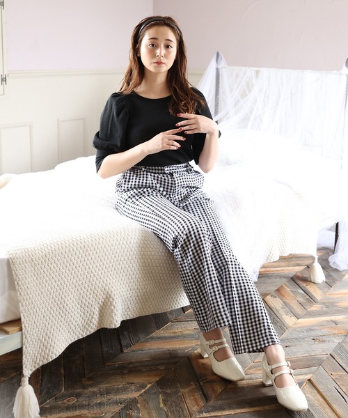 one after another NICE CLAUP(ワンアフターアナザーナイスクラップ)の「ビジューダブルストラップパンプス(パンプス・レディース・ブラック/シルバー/アイボリー・S/M/L)」の6枚目の写真