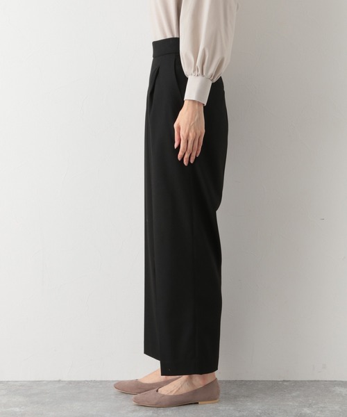 GLOBAL WORK（グローバルワーク）の「ウツクシルエットストレートパンツ/951505（スラックス・レディース・ブラック/ダークブラウン/グレー/グリーン/アイボリー/モカ・SMALL/MEDIUM/LARGE/X-SMALL）」の15枚目の写真