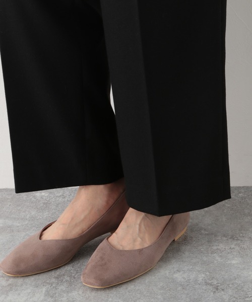 GLOBAL WORK（グローバルワーク）の「ウツクシルエットストレートパンツ/951505（スラックス・レディース・ブラック/ダークブラウン/グレー/グリーン/アイボリー/モカ・SMALL/MEDIUM/LARGE/X-SMALL）」の19枚目の写真