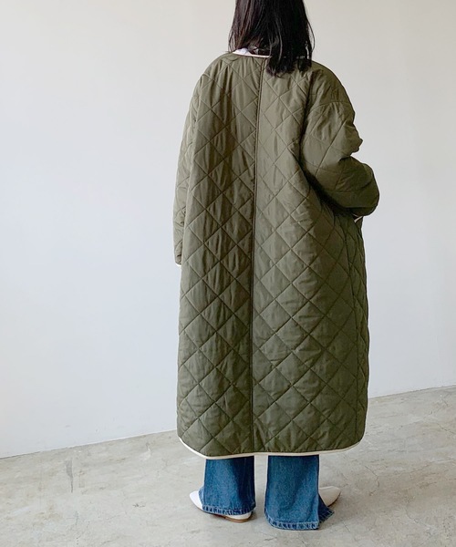 LIAN（リアン）の「リバーシブルキルティングロングコート（ノーカラーコート・レディース・アイボリー/ブラック/モカ/カーキ・FREE）」の13枚目の写真