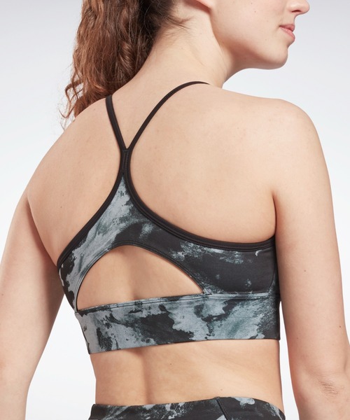 Reebok（リーボック）の「MYT プリンテッド スポーツ ブラ / MYT Printed Sports Bra（スポーツブラ・レディース・ブラック/ライトブルー・SMALL/MEDIUM/LARGE/X-LARGE/XX-LARGE/X-SMALL）」の6枚目の写真