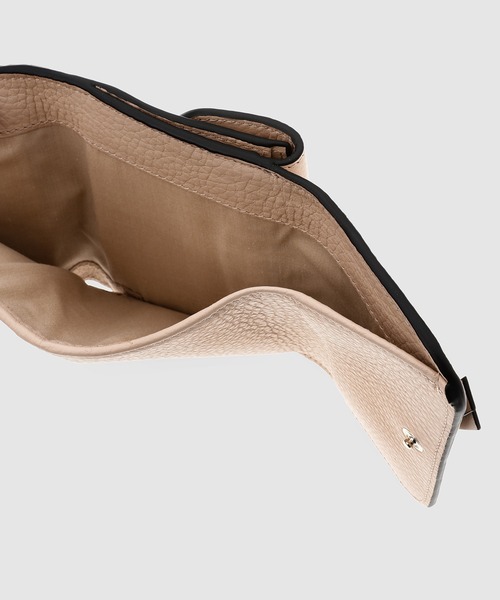 クロエ「alphabet」スモールトリフォールド　Tan Small Alphabet tri-fold in shiny leather Beige - Chloé