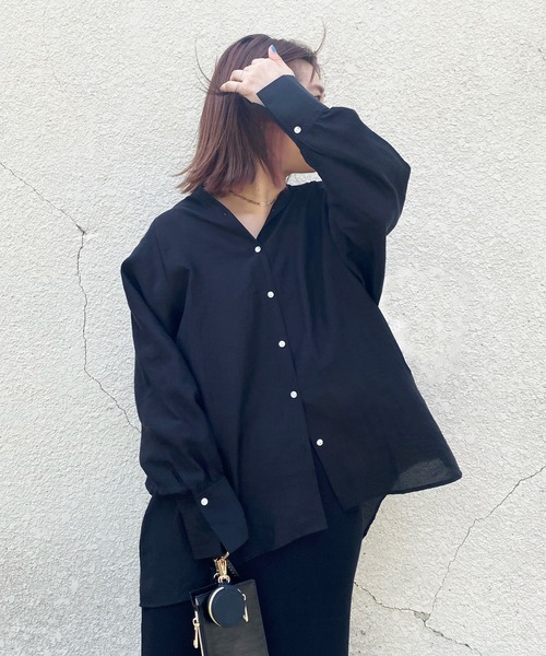 DouDou(ドゥドゥ)の「バックフリルブラウス(シャツ/ブラウス・レディース・オフホワイト/ブラック/パープル・FREE)」の2枚目の写真