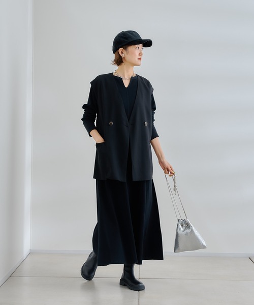 DouDou（ドゥドゥ）の「バックスリット変わり織ワンピース（ワンピース・レディース・ブラック/グレイッシュベージュ・FREE）」の15枚目の写真