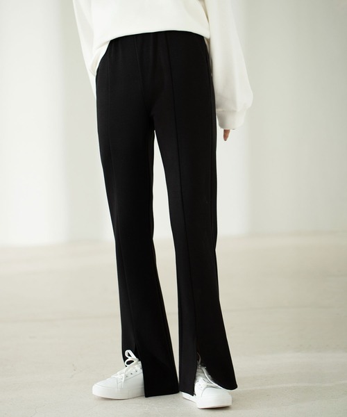 SAISON DE PAPILLON(セゾンドパピヨン)の「センタースリット入りイージーフレアパンツ(その他パンツ・レディース・ブラック/ブラウン・XL/L/S/M)」の3枚目の写真