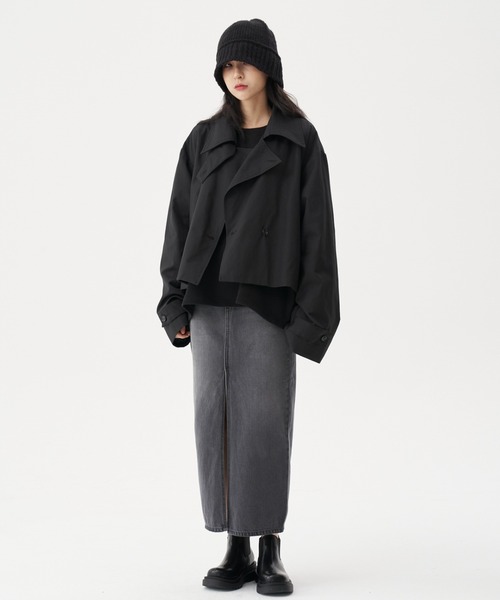 FEKETE（フェケテ）の「FEKETE FRONT SLIT LONG DENIM SKIRT（デニムスカート・レディース・ブラック・SMALL/MEDIUM/LARGE）」の4枚目の写真