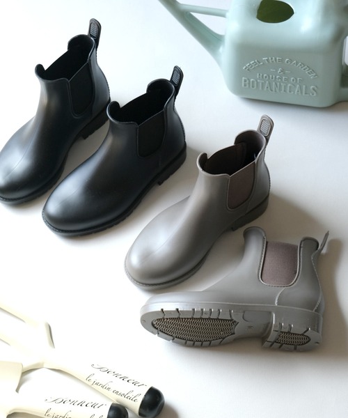 AmiAmi(アミアミ)の「キッズサイドゴアレインブーツ/雨晴兼用(レインシューズ・キッズ・ブラック/ダークアッシュ・34/32/30/31/33)」の4枚目の写真