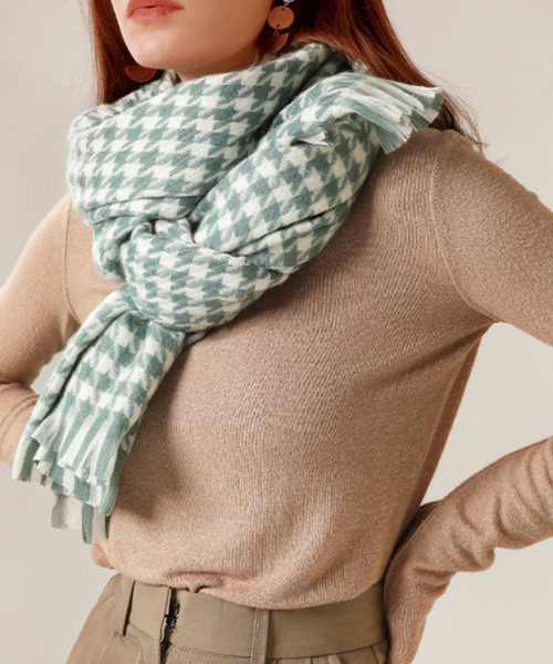 STYLEBLOCK（スタイルブロック）の「千鳥格子柄大判マフラー（マフラー・レディース・グレー/ネイビー/グリーン/ピンク/カーキ/イエロー/ブラック・FREE）」の5枚目の写真