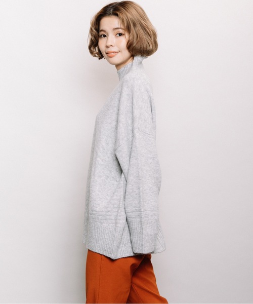 refinedworks(リファインドワークス)の「ハイネックPO(ニット/セーター・レディース・チャコールグレー/ベージュ/グレー/ブルー・FREE)」の18枚目の写真