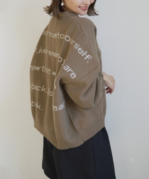 Futier land（フューティアランド）の「バックロゴワイドニット（ニット/セーター・レディース・ブラック/グレー/モカ/グリーン/グレイッシュベージュ・FREE）」の10枚目の写真