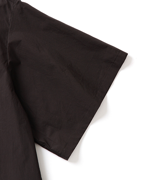 Ray BEAMS（レイビームス）の「●FACTOTUM FEMME / 別注 ワイドシャツ（シャツ/ブラウス・レディース・ホワイト/ブラック・ONE SIZE）」の5枚目の写真