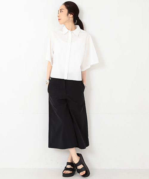 Ray BEAMS（レイビームス）の「●FACTOTUM FEMME / 別注 ワイドシャツ（シャツ/ブラウス・レディース・ホワイト/ブラック・ONE SIZE）」の3枚目の写真