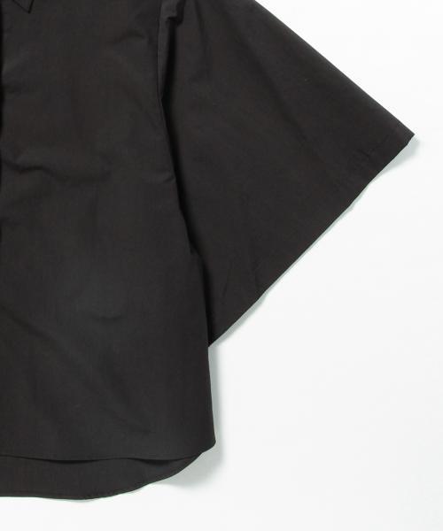 Ray BEAMS（レイビームス）の「●FACTOTUM FEMME / 別注 ワイドシャツ（シャツ/ブラウス・レディース・ホワイト/ブラック・ONE SIZE）」の18枚目の写真