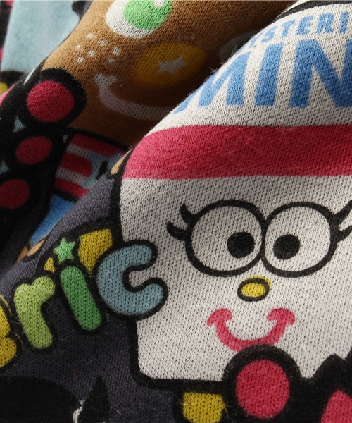 HYSTERIC MINI(ヒステリックミニ)の「Hungry meet the Monsters 総柄 BABYリュック(バックパック/リュック・キッズ・ホワイト系その他/ブラック系その他/グリーン系その他・FREE)」の4枚目の写真