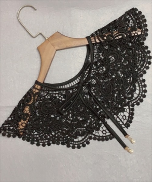 DAY CLOSET(デイ クローゼット)の「レディース クロシェ編みの大きめ付け襟 Eタイプ(付け襟・レディース・ホワイト/ブラック/ホワイト系その他/ブラック系その他・ONE SIZE)」の9枚目の写真