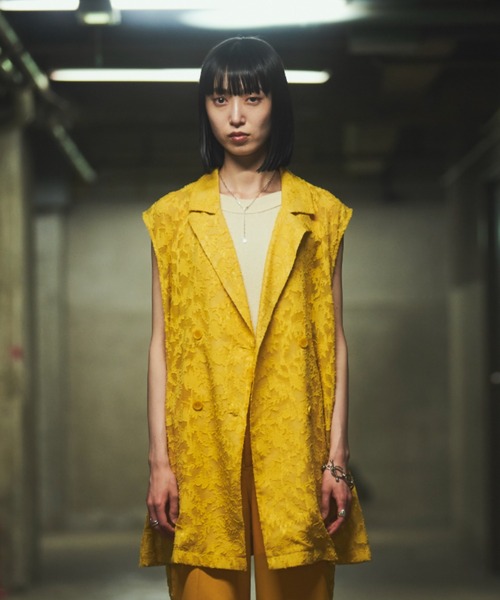 VACANCY(ヴァカンシー)の「SETUPヴィンテージレースジレ(ベスト・レディース・ブラック/イエロー・FREE)」の9枚目の写真