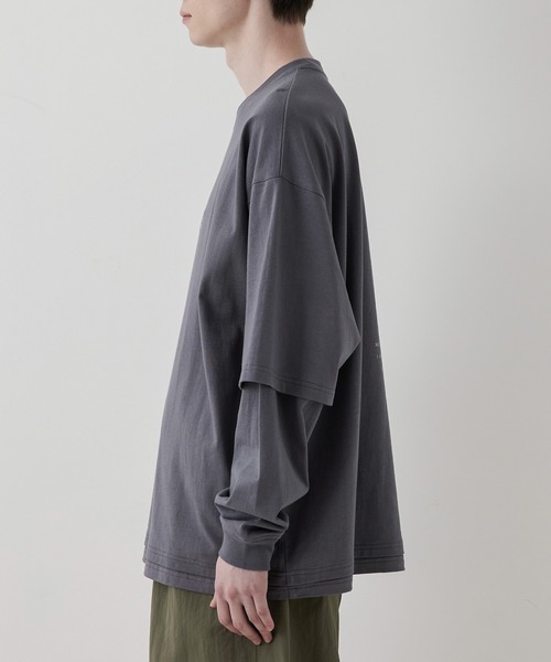 JUNRED(ジュンレッド)の「ビッグシルエットフェイクレイヤードロンT(Tシャツ/カットソー・メンズ・チャコールグレー/ベージュ/ブルー・S/M/L)」の14枚目の写真