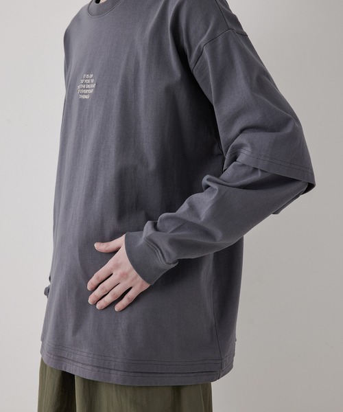 JUNRED(ジュンレッド)の「ビッグシルエットフェイクレイヤードロンT(Tシャツ/カットソー・メンズ・チャコールグレー/ベージュ/ブルー・S/M/L)」の9枚目の写真