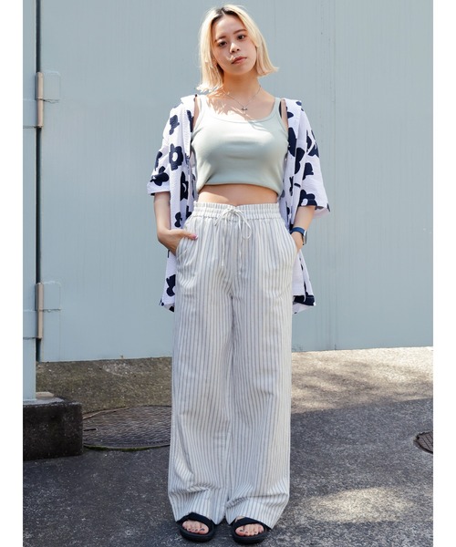 GAP（ギャップ）の「FREE&FLOW リネンハイライズワイドストレートパンツ（その他パンツ・レディース・ブラック/その他/グリーン・L/XXS/M/XS/S）」の10枚目の写真