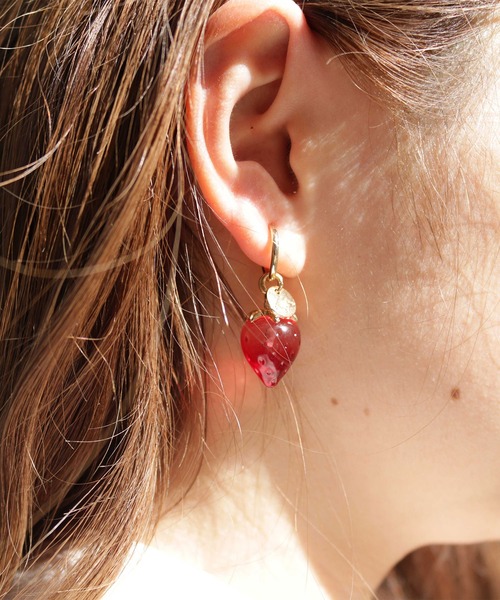 ACCOMMODE（アコモデ）の「クリアフルーツイヤリング（イヤリング・レディース・パープル/レッド/イエロー・FREE）」の3枚目の写真