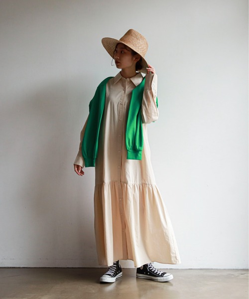 feepur（フェピュール）の「ティアードマキシシャツワンピース（シャツワンピース・レディース・ホワイト/ブラック/ベージュ/サックスブルー・MEDIUM）」の17枚目の写真