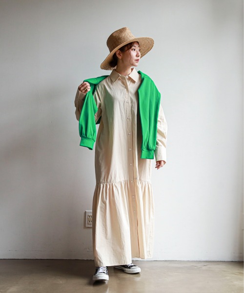 feepur（フェピュール）の「ティアードマキシシャツワンピース（シャツワンピース・レディース・ホワイト/ブラック/ベージュ/サックスブルー・MEDIUM）」の18枚目の写真