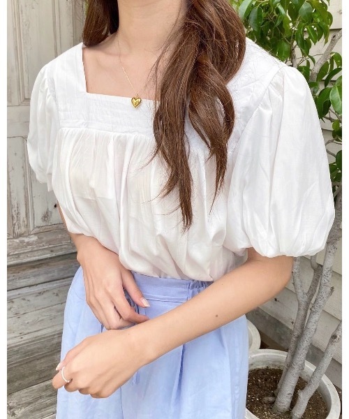 mood for a day（ムードフォーアデイ）の「sleeve balloon square neck blouse /バルーンスクエアネックブラウス（シャツ/ブラウス・レディース・アイボリー・FREE）」の2枚目の写真