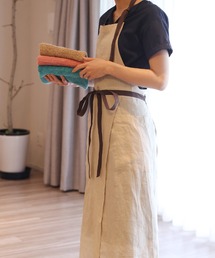 sankyo shokai（サンキョウショウカイ）の「あみんさんコラボ商品 エプロンワンピ（エプロン）」