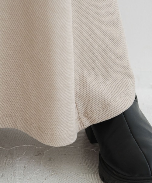 Kastane(カスタネ)の「【サイズ展開あり】袖スリットテレコティアードワンピース(ワンピース・レディース・ブラック/ブルー/オレンジ/グレー系その他・2/1)」の18枚目の写真