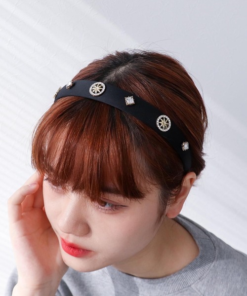 Three Four Time（ｽﾘｰﾌｫｰﾀｲﾑ）の「ビジュサテンカチューシャ（カチューシャ・レディース・ブラック/ベージュ/カーキ・FREE）」の8枚目の写真