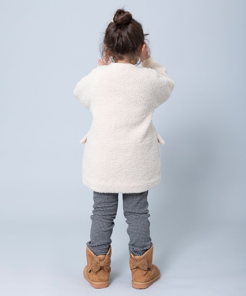 KP（ケーピー）の「ベロアリボンシープボアコート(110～130cm)（ノーカラーコート・キッズ・ベージュ/パープル・120cm/110cm/130cm）」の5枚目の写真