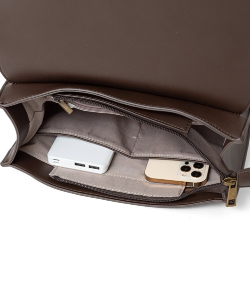 VitaFelice（ヴィータフェリーチェ）の「サッチェルリュックサック（バックパック/リュック・レディース・ブラウン/ダークブラウン/ブラック・FREE）」の5枚目の写真