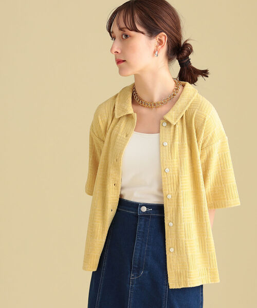 Ray BEAMS（レイビームス）の「Ray BEAMS / パイル ジャカード ハーフスリーブ シャツ（シャツ/ブラウス・レディース・イエロー/ケリー・ONE SIZE）」の3枚目の写真