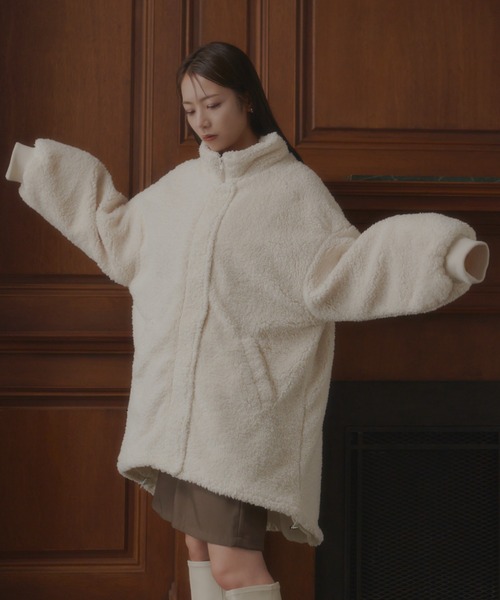 VANNIE U（ヴァニーユー）の「オーバーボアコート（ダウンジャケット/コート・レディース・アイボリー・FREE）」の4枚目の写真