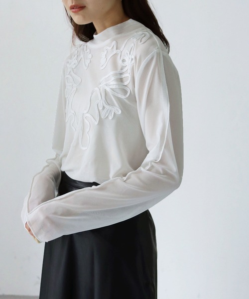 cheriella（シェリエラ）の「【cheriella】WEB限定テープ刺繍メッシュシアーカットソー（Tシャツ/カットソー・レディース・ホワイト/ブラック・M）」の15枚目の写真