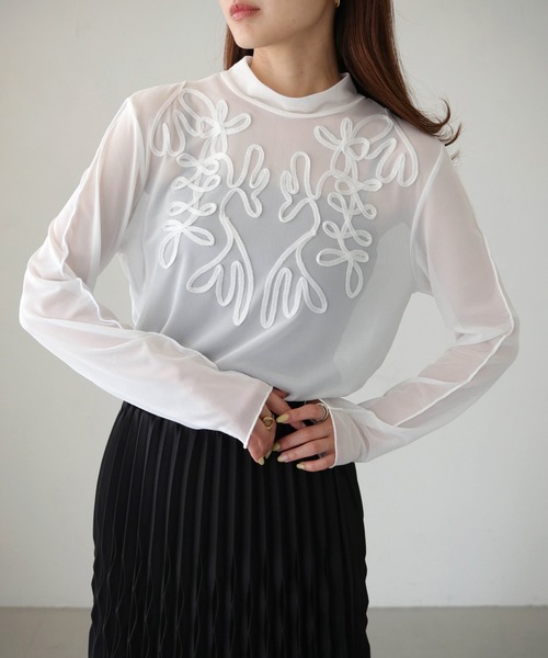 cheriella（シェリエラ）の「【cheriella】WEB限定テープ刺繍メッシュシアーカットソー（Tシャツ/カットソー・レディース・ホワイト/ブラック・M）」の20枚目の写真