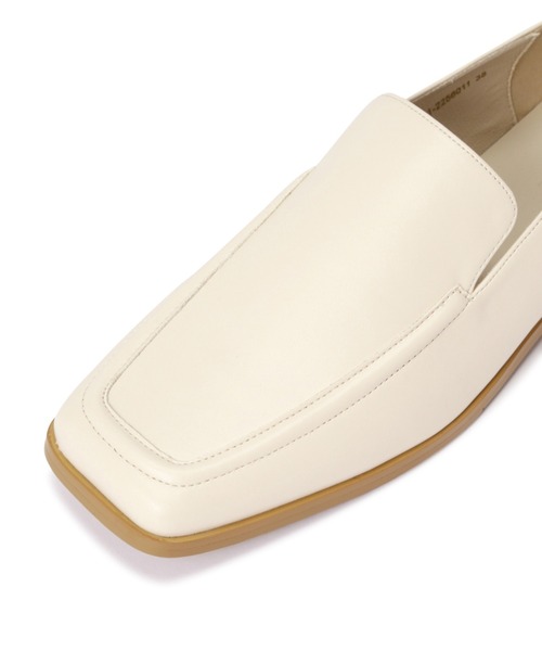 ROSE BUD（ローズバッド）の「スクエアトゥローファー（ローファー・レディース・ブラック/ホワイト・37/38/36）」の3枚目の写真