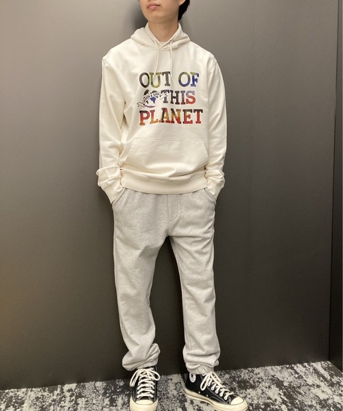 SCOTCH&SODA（スコッチアンドソーダ）の「グラフィック フーディ【167221】（スウェット・メンズ・オフホワイト/グリーン・MEDIUM/LARGE/SMALL）」の13枚目の写真