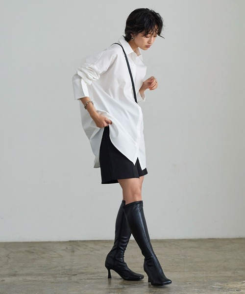 KOBE LETTUCE(コウベレタス)の「バックオープンビッグシャツチュニック(チュニック・レディース・オフホワイト/ブラック系その他/ブラック・FREE)」の4枚目の写真