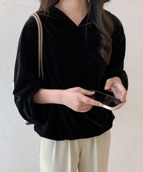 ECLIN(エクラン)の「ベロアフーディパーカー(パーカー・レディース・ブラック/ベージュ/モカ・FREE)」の11枚目の写真