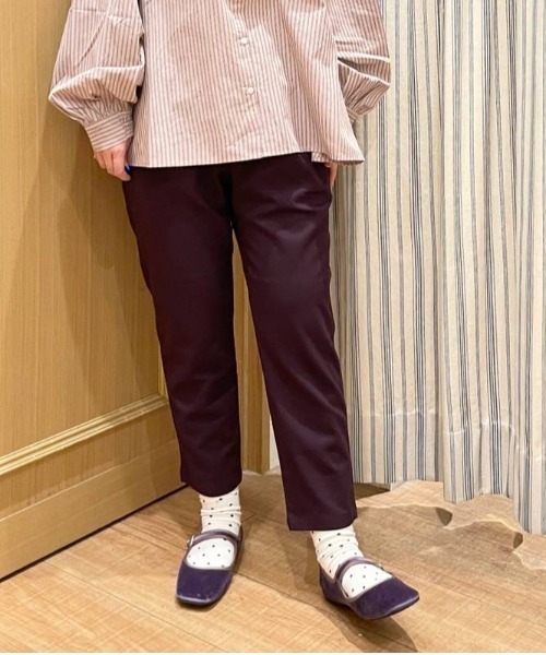 studio CLIP（スタディオクリップ）の「【みんなのリクエストパンツ】テーパードパンツ（その他パンツ・レディース・ブラック/カーキ/その他7/ボルドー/マスタード/モカ/ライトベージュ・SMALL/MEDIUM/LARGE/X-LARGE/XX-LARGE/XXX-LARGE）」の6枚目の写真